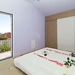 Mihanovic Only For Family Apartamento *