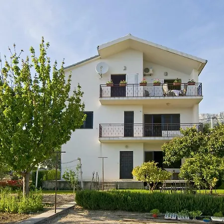 Mihanovic Only For Family Apartamento